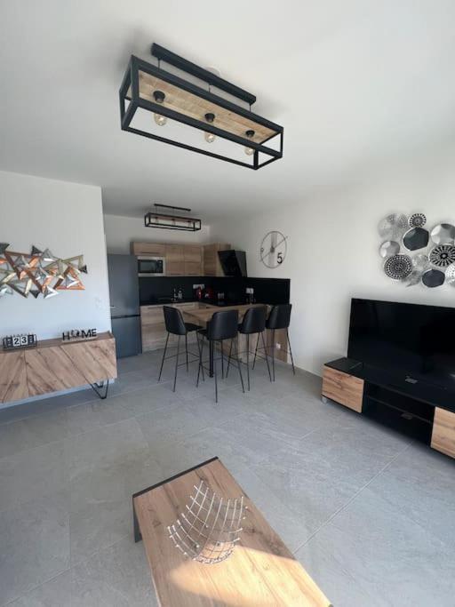 Superbe Appartement Neuf Aucalme Saint-Mandrier-sur-Mer Buitenkant foto