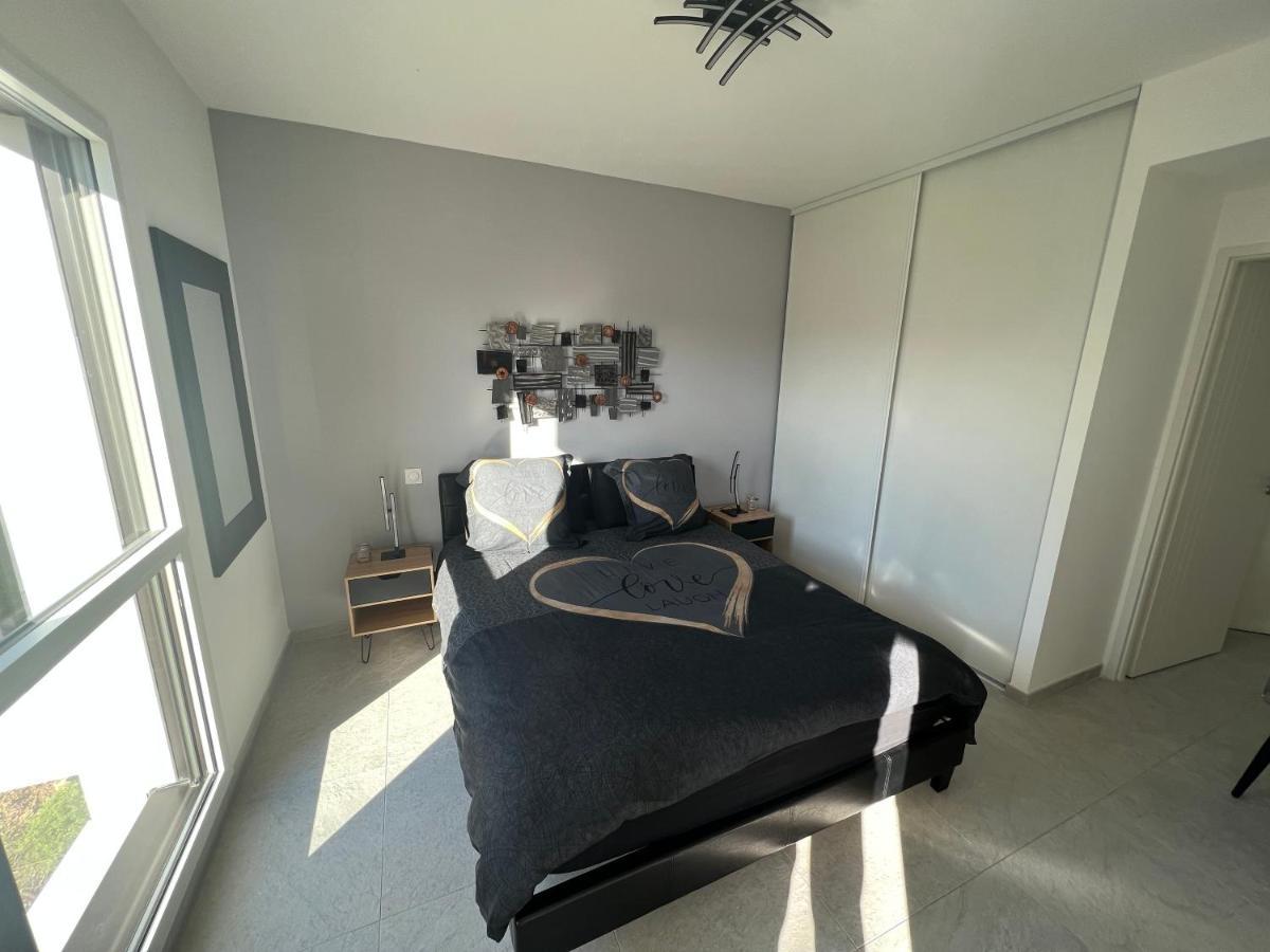 Superbe Appartement Neuf Aucalme Saint-Mandrier-sur-Mer Buitenkant foto